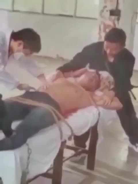 被高薪诱骗到缅甸缅北园区男猪仔不打麻药被现场摘腰子视频