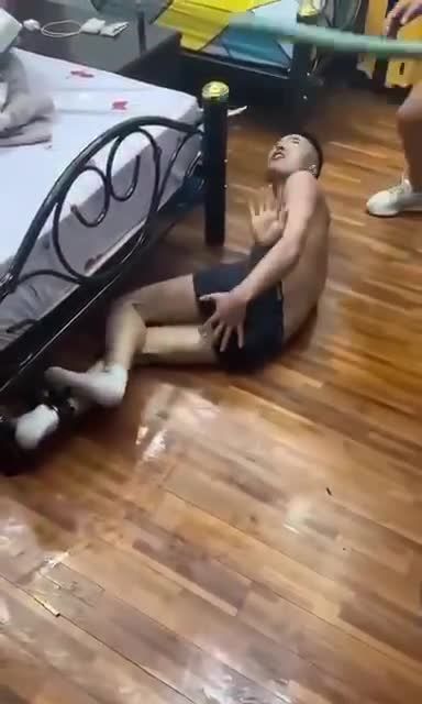 缅甸缅北园区园区男猪仔挨打人间炼狱任人宰割视频