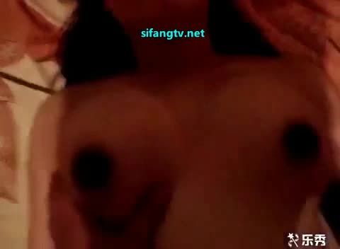 精虫上脑的禽兽弟弟背着姐夫操孕妇姐姐视频曝光