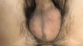 寸头男同志被好兄弟的大鸡巴猛操屁眼无套内射白花花的精液视频