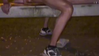 公园长椅上大屌后入暴操男同志屁眼打桩无套内射精液视频