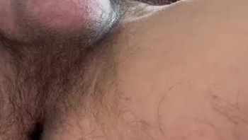 粗壮的大鸡巴被男同志温暖的嘴巴紧紧包裹舔屌舔鸡巴口交视频