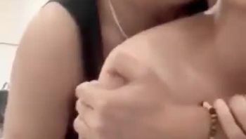 被金主大叔男同志包养的男大学生被操的嗷嗷直叫屁眼都要被捅穿了视频