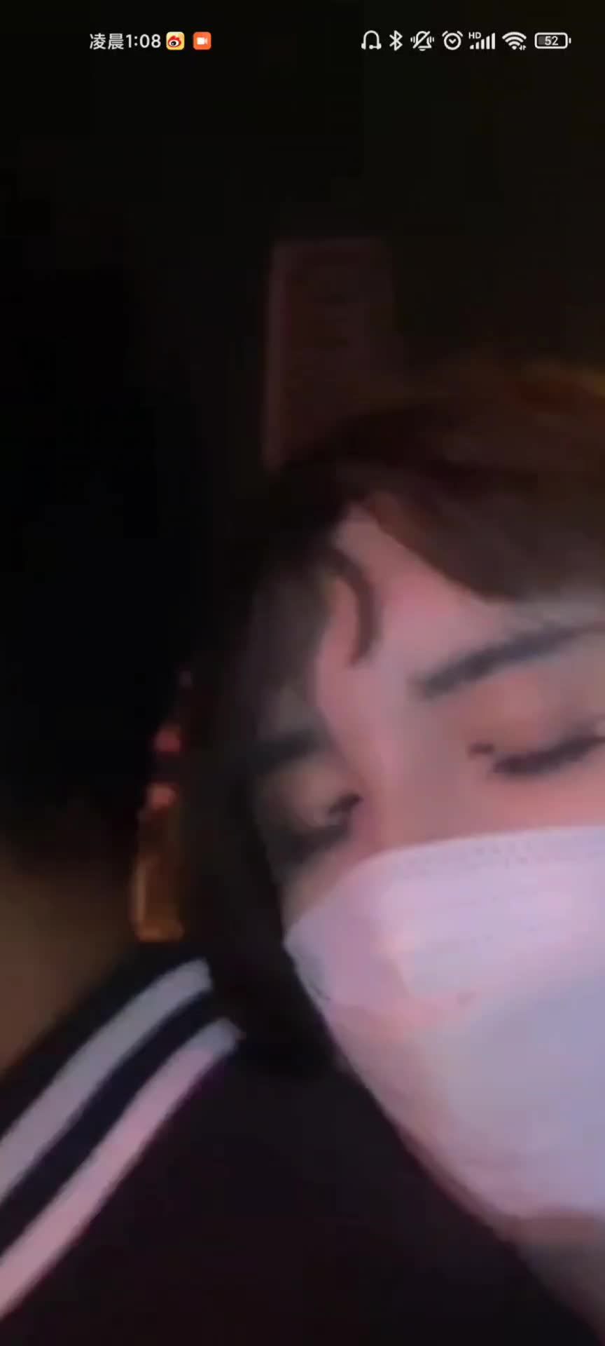 TS伪娘开直播深夜搭讪鬼火少年在公园激战视频