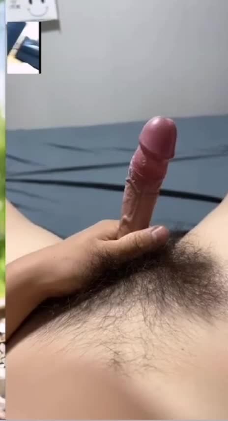 刚从老家回来的男同志迫不及待的狂撸大屌打飞机自慰不断喷射精液视频