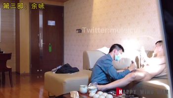 东北精壮精神小伙男同志被上门特殊服务男技师狂撸鸡巴鸡鸡调教手撸榨精视频