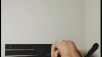 黑皮衣连衣裙妩媚TS伪娘被小鲜肉高中生男同志大鸡巴疯狂抽插屁穴无套爆菊视频