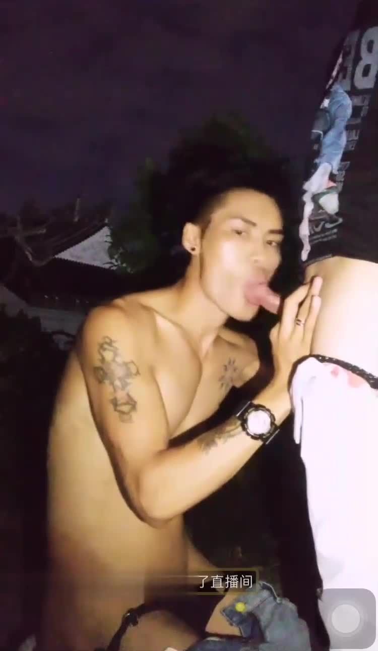 篮球体育生队长男同志刚打完篮球就来无套干基友骚屁眼还大赞基友很帅气骚气冲天gv视频