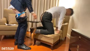 公司总裁男同志与下属互舔鸡巴毒龙舔屁眼观音坐莲式狂操屁眼疯狂打桩无套爆菊gv视频