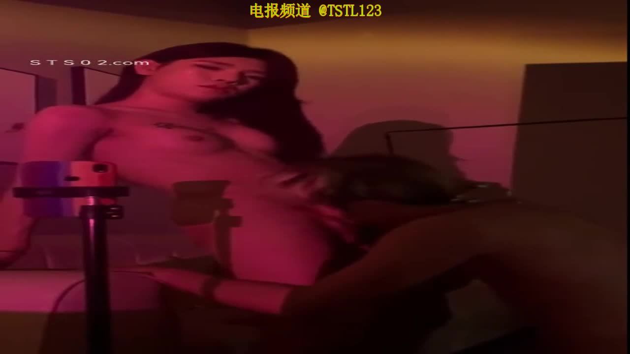 高潮脸妩媚ts伪娘和小奶狗男同志激情口交互舔鸡巴疯狂爆菊肛交高潮视频