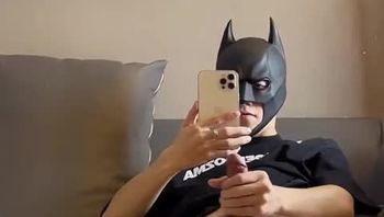 东北长春小白袜精神小伙gay把自己的鸡巴插入飞机杯里疯狂撸管骚气冲天视频