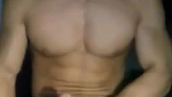 帅气大胸肌肌肉男男同志骚浪自慰大鸡巴硬翘到不行猛撸鸡巴高潮肉棒翻白眼gv视频