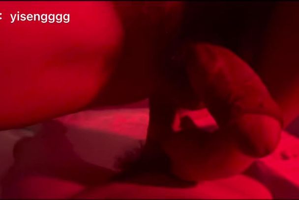 寸头胖熊骚gay被金主爸爸无套爆菊被操的嗷嗷淫叫视频