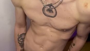 巨帅男模男同志出租房骚浪自慰疯狂撸鸡巴大屌硬翘到不行疯狂喷射精液骚气爆棚视频