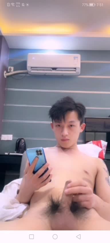 帅气富二代小鲜肉gay三星级酒店自拍淫荡自慰疯狂撸肉棒贱态毕露视频
