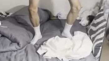 冲锋衣驴友男同志居家自拍淫荡自慰疯狂撸大鸡巴骚气爆棚视频