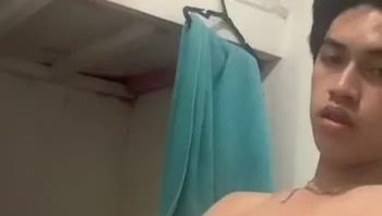 湖南株洲大学生男同志居家自拍骚浪自慰疯狂撸肉棒骚气尽显视频