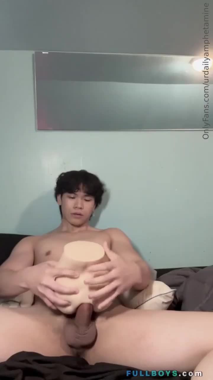 四川江油大学生男同志居家自拍骚浪自慰疯狂撸管骚气尽显gv视频