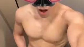 欧美超帅奶狗男同志公共浴室自拍骚浪自慰疯狂撸肉棒男男视频
