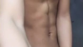 戴眼镜白嫩鲜肉高中生男同志居家自拍骚浪自慰疯狂撸肉棒gv视频