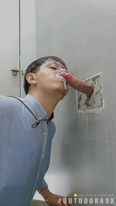 已婚教师gay狂舔鸟洞里的大肉棒淫荡深喉口爆吞精视频