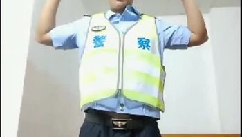 骚气辅警在家开直播搔首弄姿玩弄骚屌骚气爆棚GV视频