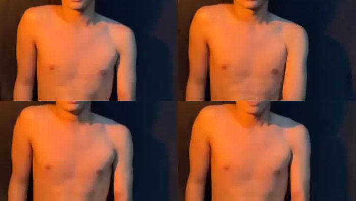 戴眼镜贱狗男同性恋居家自拍淫荡自慰疯狂撸大屌骚气尽显gv视频