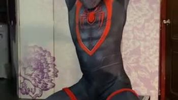 蜘蛛侠骚GAY被主人SM捆绑调教虐屌暴力拳交屁眼外翻视频