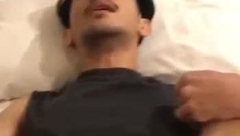 小胡子帅气骚gay被黑人猛男大黑屌无套肛交视频