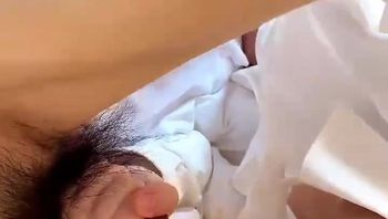 白衬衫小鲜肉初中生给金主男同性恋舔舐大肉棒深喉吃大屌骚气尽显视频