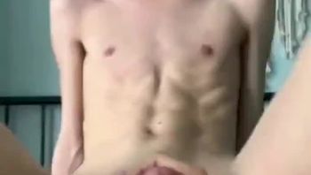 超嫩小鲜肉初中生被亲哥哥男同志大鸡巴疯狂爆菊肛交高潮平时