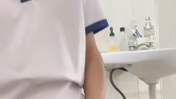 剑眉星目帅哥初中生男同志学校厕所骚浪自慰疯狂打飞机骚态尽显视频