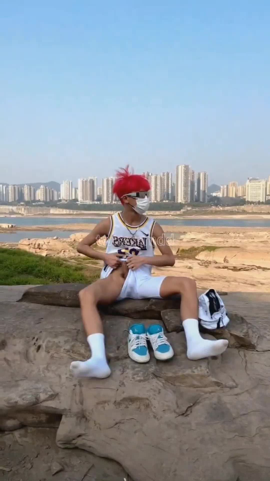 红毛初中生男同性恋在户外河边激情打飞机骚浪自慰骚气爆棚视频