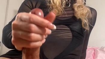 欧美大长腿ts伪娘居家自拍骚浪自慰疯狂撸肉棒骚气爆棚视频