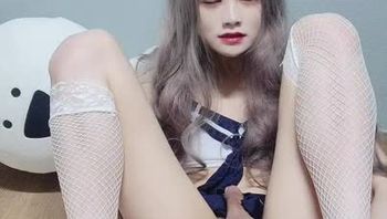 清纯白丝萌妹ts人妖骚浪自慰用假肉棒疯狂抽插骚屁穴骚气尽显视频