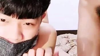 三名小鲜肉初中生暑假期主播同性恋激情做爱视频